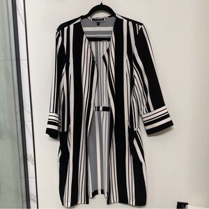 Melanie Lyne Black and White Striped Open Front Duster